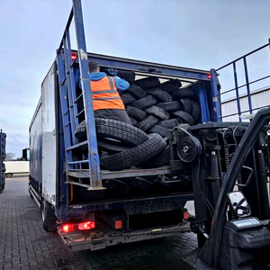 Pneus de camion radiaux sans chambre à air usagés en gros avec garantie de 2 ans pour remplacement de flotte - Origine Ankara, pneus usagés et neufs de marque - Product Image 1