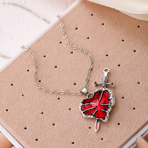 Collier pendentif en forme de cœur, épée en métal rouge perforant le cœur, bijoux unisexes, cadeau, colliers pendentifs raffinés - Product Image 3