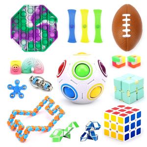 Kit de Pelotas Antiestrés 2021, Paquete de 30 Juguetes Sensoriales para Niños, Set de Juguetes para Aliviar el Estrés - Product Image 3