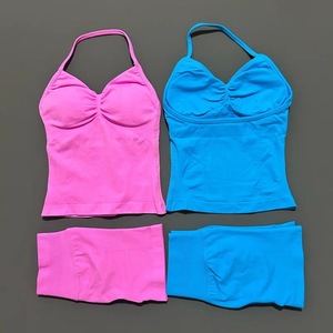Conjunto de yoga de 2 piezas para mujer, de cintura alta, efecto levantacola, de secado rápido, de elastano/nailon, ajustado, con shorts de fitness y top efecto melocotón - Product Image 4