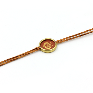 Étiquette de vêtement de luxe personnalisée en aluminium doré rose avec logo, attache en métal et sceau avec logo - Product Image 5