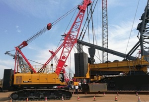 Grúa sobre Orugas para Construcción de Alta Resistencia de 500 Toneladas, Modelo SCC5000A, con Motor y Caja de Cambios de Alta Calidad, en Venta - Product Image 2