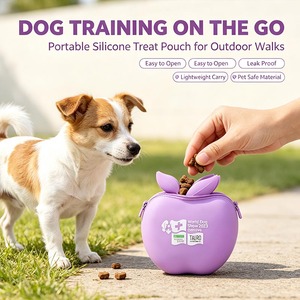 Pochette portable étanche en silicone pour friandises d'entraînement pour chien avec fermeture magnétique, design moderne en forme de pomme pour petits chiens - Product Image 1