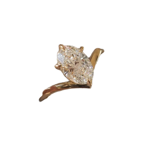 Anillo de Compromiso con Diamante Cultivado en Laboratorio de Corte Ovalado de 2.00ct, Corte Excelente, Claridad VS1, Certificado IGI, Oro Sólido de 14K, Clásico Solitario - Product Image 1