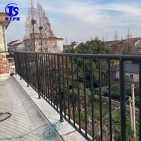 Conception de balustrades modernes en métal, en alliage d'aluminium sans tissu d'armature, pour balcons résidentiels intérieurs et extérieurs