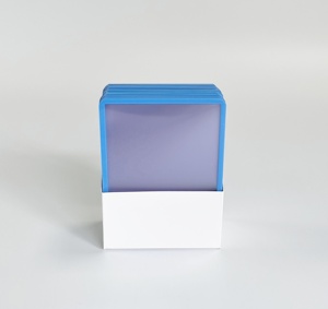 Borde de color azul claro 3 "x 4"(76x102mm) Tarjetero de PVC de plástico estándar 35pt - Product Image 1