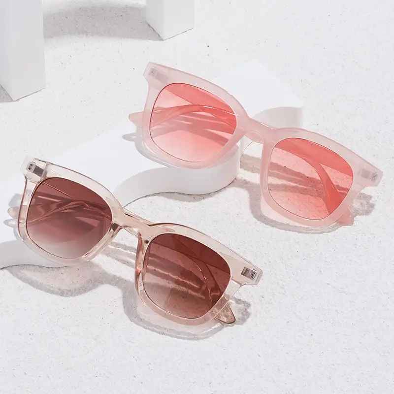 Wholesale Designer Custom Plastic Fashion Black Vintage Lentes De Sol Retro Trendy Women Men Shades Sun Glasses Sunglasses 2021
