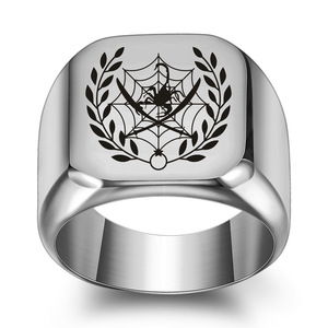 Anillo de Acero Inoxidable Dorado de 18 mm con Diseño de Escorpión y Hojas Grabado con Láser, Joyería para Mujer, Uso Diario - Product Image 2