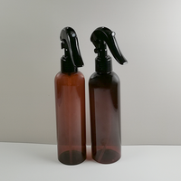 Bouteille vide en plastique PET de forme Boston, 300 ml et 500 ml, ambre et verte, réutilisable, pour parfum, nettoyant, alcool, avec pulvérisateur à pompe, sérigraphiée
