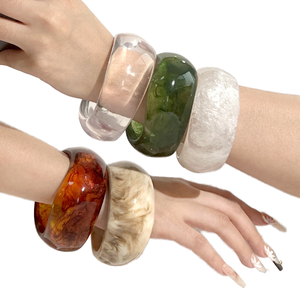 Women's Vintage Fashion Bracelet Amber Clear Solid Chunky Colored <strong>Acrylic</strong> Bangles Vintage <strong>Jewelry</strong> - Product Image 1