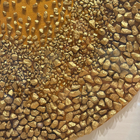 Figurine en pierre tridimensionnelle faite à la main, pièce d'art réaliste pour la décoration murale derrière le canapé du salon.