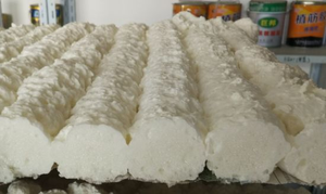 Espuma de Poliuretano Expansiva para Sellado de Puertas y Ventanas, 750 ml, OEM - Product Image 3