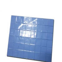 Blaues 100 x 100 x 2 mm großes thermisches Kühlkörper-Kühlpad, geeignet für TV-Platinen und jede andere geeignete Elektronik, Kühlkörper-Compound-Thermopad