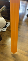 Poteau de signalisation souterrain flexible en composite de fibre de verre orange de 66 pouces de long, piquet de marquage de pipeline en fibre de verre