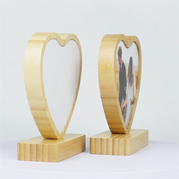 Vente en gros cadre magnétique vierge en bambou par sublimation parfait pour petit ami ou petite amie souvenir romantique plaque coeur en bois cadeau