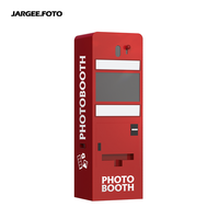 Machine de photomaton verticale compacte rouge avec appareil photo pour arcade, cinéma, centre commercial, impression instantanée 2K/4K en libre-service