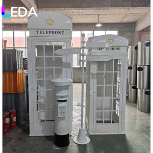 Cabina Telefónica Blanca con Decoración Floral de Alta Calidad para Bodas al Aire Libre, Artículos para Fiestas - Product Image 2