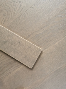 Di alta qualità <span class=keywords><strong>grigio</strong></span> nero pavimento in legno massello di quercia legno duro 12mm 10mm impermeabile smalto bianco <span class=keywords><strong>rovere</strong></span> pavimento in legno ingegnerizzato - Product Image 4
