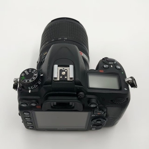 Appareil photo reflex numérique d'occasion en gros <span class=keywords><strong>D7000</strong></span> avec kit VR 18-105mm, 16,2MP, double emplacement pour carte SD, corps en magnésium, qualité supérieure, reconditionné pour la revente - Product Image 4