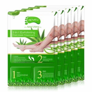 アリバー アロエエキス 角質除去フットマスク 死んだ皮膚細胞除去 粗いかかとケア 美容 アロエフットマスク - Product Image 1