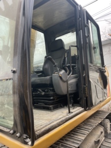 รถขุดไฮดรอลิกแบบตีนตะขาบ CAT312d มือสอง รุ่นปี 2024 พร้อมเครื่องยนต์/มอเตอร์/ปั๊ม/เกียร์บ็อกซ์ สภาพ 90% ใหม่ นำเข้าจากญี่ปุ่น น้ำหนัก 12 ตัน - Product Image 4