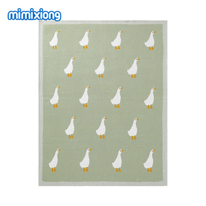 Couverture de lit pour bébé en coton crocheté Mimixiong Oeko <span class=keywords><strong>Tex</strong></span>, adorable motif jacquard canard - Product Image 5