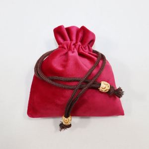 Wholesale <b>Drawstring</b> <b>Bag</b> Pouch Jewelry <b>Bags</b> Flannel Velvet Jewelry Pouch - Product Image 6