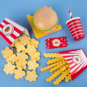 Juego de juguetes de madera para cocina: Hamburguesas, papas fritas y refrescos. Juguetes de simulación de comida rápida para cortar. - Product Image 2
