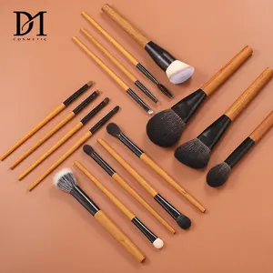 Beste Qualität leichte Spitzenwolle echtschädchen-Tierhaar klassische flache Pulver-Makeup-Pinsel schwarze Farbe Massivholz-Makeup-Pinsel Pinsel