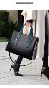 กระเป๋าถือผู้หญิงหนัง PU เรียบง่าย ขายส่ง กระเป๋าโท้ทขนาดใหญ่ ความจุเยอะ กระเป๋าถือแฟชั่นฤดูร้อน กระเป๋าโท้ทลำลอง - Product Image 2