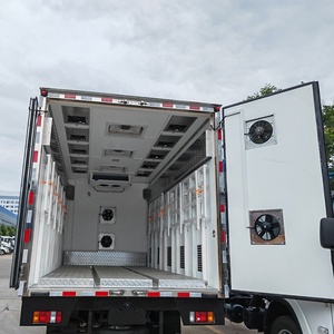 Camión de Carga ISUZU KV600 4*2 para Transporte de Pollitos, Crías y Ganado - Product Image 5