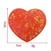 Perles Patch en tissu en forme de coeur Patch brodé Accessoires vestimentaires pour la Saint-Valentin