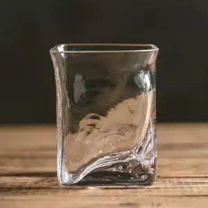 2024 tazza da 300ml di caffè trasparente tazza di cristallo di Whisky fatta a mano bolle d'arte bicchiere di vento casuale