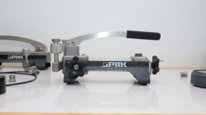 700bar Super High Pressure Portable Handheld Pressure <strong>Calibrator</strong> <strong>Comparator</strong> - Product Image 3