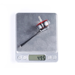 Motor Cinelifter iFlight XING X2806.5 1300KV 2-6S con Eje de Titanio de 4mm para Piezas de Marco de 7-8 Pulgadas - Product Image 3