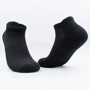 Wholesale Custom Soft Cushioned Low Cut Running Socks Breathable Sports Athletic Ankle Socks For Men