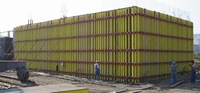 Système de coffrage en bois CONSO IFORM-W H20 avec panneaux en contreplaqué pour la construction de murs et de colonnes en béton haute résistance