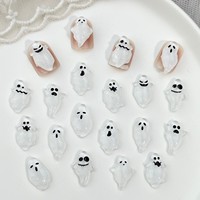 100 pièces/sac Breloques d'ongles fantômes d'Halloween 3D en résine blanche lumineuse à dos plat pour décorations d'ongles DIY et fournitures de salon de manucure