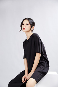 ชุดเดรสยาวสำหรับผู้หญิงเสื้อแม็กซี่สีขาวใสทรงหลวมแขน<span class=keywords><strong>สั้น</strong></span>แต่งริบบิ้น - Product Image 2