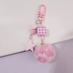 Nouvel Arrivage Porte-clés en métal souple avec petite boule de fourrure, imprimé par sublimation et letterpress, forme 3D, mignon pour femmes, décoration à suspendre pour sacs - Product Image 5