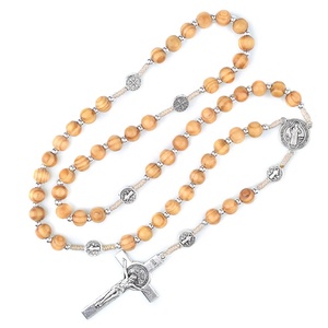 Rosario Religioso <span class=keywords><strong>di</strong></span> San Benedetto con Perline in <span class=keywords><strong>Legno</strong></span> da 8mm e Croce, Collana Rosario Cattolico - Product Image 5