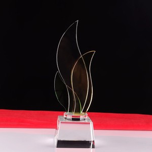 Souvenir Honor of Crystal Guests, Trophée <span class=keywords><strong>en</strong></span> cristal K9 vierge pour sublimation, avec <span class=keywords><strong>cadre</strong></span> <span class=keywords><strong>photo</strong></span> <span class=keywords><strong>3D</strong></span> personnalisé gravé au laser, <span class=keywords><strong>en</strong></span> forme d'iceberg - Product Image 5