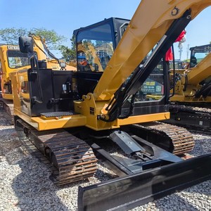 Excavatrice compacte Caterpillar 305.5 de 5 tonnes, entièrement neuve, avec pince hydraulique - Product Image 2