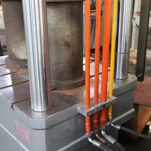 آلات ضغط الصفائح المعدنية الساخنة لصنع أواني الألمنيوم، ماكينة هيدروليكية - Product Image 6