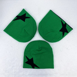 Berretto lavorato a maglia invernale di alta qualità con vari modelli di stampa Logo del Designer indossa ovunque - Product Image 1