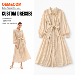 Abito Lungo da Donna Elegante e Casual in Stile Vintage Francese, Tessuto Ecologico Naturale Tinta Unita con Ricami e Maniche a Lanterna - Product Image 1
