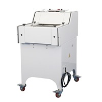 Mini machine de moulage de pâte à rouler la pâte à griller Machine de boulangerie de feuille de pressage de pâte pour la machine de fabrication de pain grillé de baguette