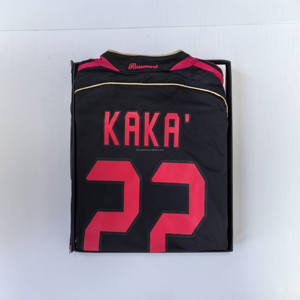 Camiseta de Fútbol Retro Personalizada KAKA 22, Clásica, Vintage, 100% Poliéster, Transpirable, Ligera, Manga Corta, para Colección de Aficionados - Product Image 1