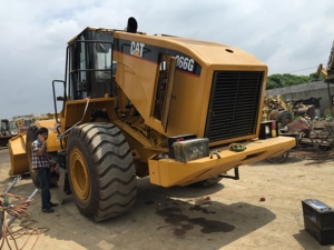 รถตักล้อยางมือสอง Caterpillar รุ่น Cat 966G ขนาด 6 ตัน จากญี่ปุ่น สภาพดี - Product Image 3