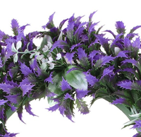 Vente en gros de guirlande suspendue de simulation de plante artificielle, herbe, fleur artificielle pour décoration de jardin intérieur et extérieur